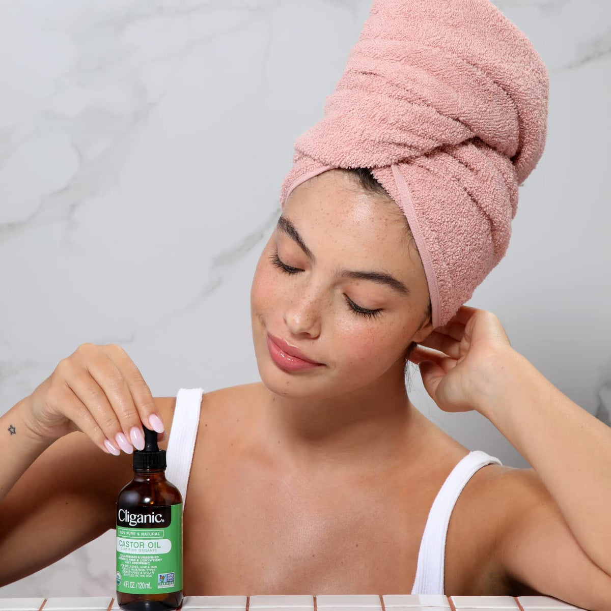 Cliganic Organic Castor Oil, 100% Pure (4oz with Eyelash Kit) - For Eyelashes, Eyebrows, Hair & Skin