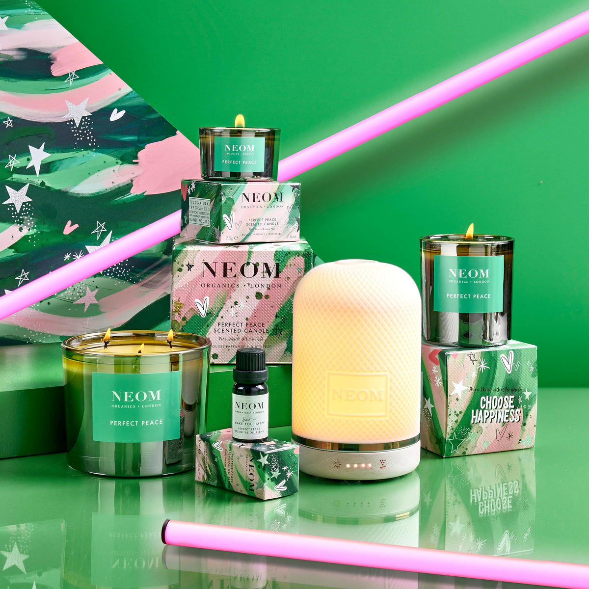 NEOM- Perfect Peace Luxury Scented Candle - Pine, Myrrh & Lime Peel - Christmas Gift… (1 Wick)
